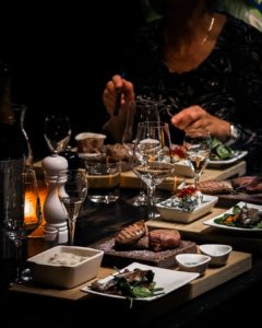 Bild på en måltid på Blackstone Steakhouse. 